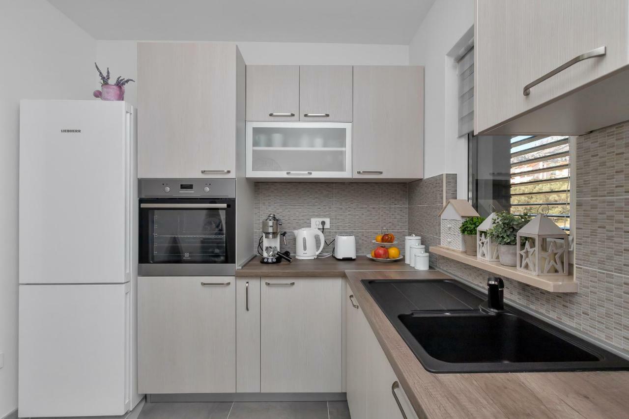 Apartment Amari Seaview Макарська Екстер'єр фото